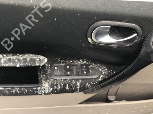 Front right window mechanism RENAULT MEGANE II (BM0/1_, CM0/1_) 1.9 dCi (BM0G, CM0G) | BP25628308C23 
