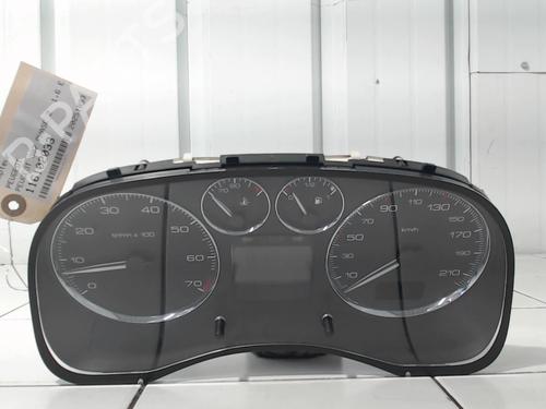 Used Instrument cluster PEUGEOT 307 (3A/C) 1.6 16V (109 hp) 31174492