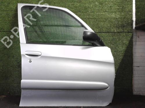 Used Right front door CITROËN XSARA PICASSO (N68) 2.0 HDi (90 hp) 25644546
