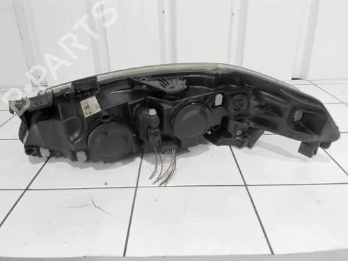 Used Right headlight Right headlight RENAULT LAGUNA II (BG0/1_) 2.0 16V (BG00, BG0K, BG0P, BG0W) (135 hp) 25631368 25631368