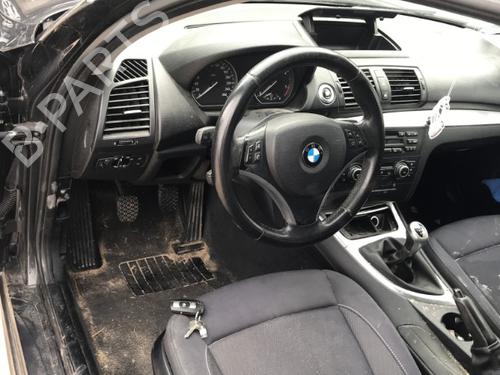 Rear left window mechanism BMW 1 (E87) 120 d | BP25638860C24 