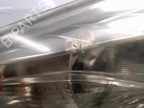 Used Right headlight Right headlight RENAULT MEGANE III Hatchback (BZ0/1_, B3_) 1.5 dCi (BZ09, BZ0D, BZ1W, BZ29, BZ14) (110 hp) 39887964 39887964