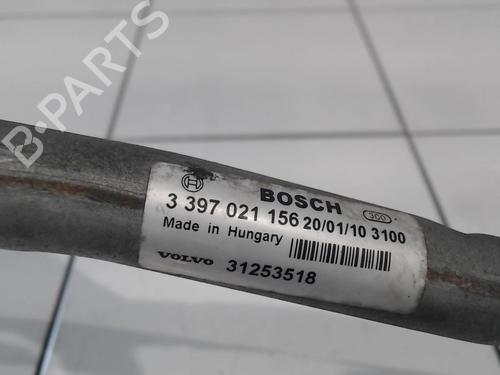 Used Front wiper motor Front wiper motor VOLVO V50 (545) 1.6 D (110 hp) 25644359 25644359