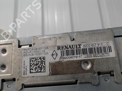 Used Radio Radio 28003983 28003983