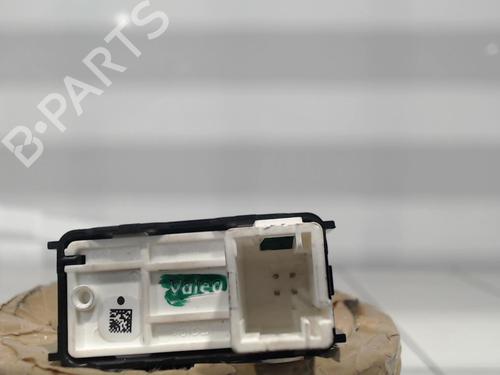 Højre bagtil elrude kontakt Højre bagtil elrude kontakt CITROËN C3 AIRCROSS II (2R_, 2C_) 1.2 PureTech 110 (2RHNZB, 2RHNZW, 2RHNPX, 2RHNPJ) (110 hp) 39887950 39887950