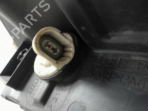 Used Right headlight Right headlight RENAULT KANGOO Express (FC0/1_) D 65 1.9 (FC0E, FC02, FC0J, FC0N) (64 hp) 25640258 25640258