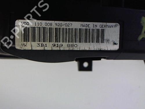 Used Instrument cluster Instrument cluster VW PASSAT B3/B4 (3A2, 35I) [1988-1997] 25648681 25648681