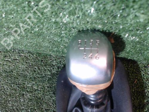 Used Shift knob Shift knob PEUGEOT 2008 I (CU_) 1.6 BlueHDi 120 (120 hp) 25631412 25631412