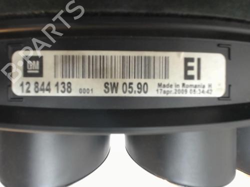 Used Instrument cluster OPEL INSIGNIA A (G09) 2.0 CDTI (68) (131 hp) 25639761