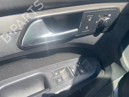 Used Parts VW TOURAN (1T1, 1T2) 1.9 TDI 4933054