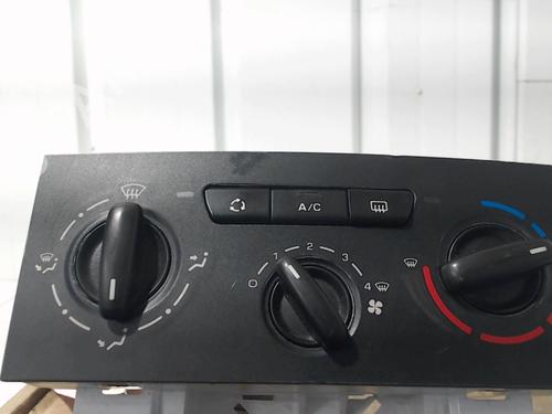 Used Climate control CITROËN BERLINGO MULTISPACE (B9) 1.6 HDi 90 (92 hp) 30751485