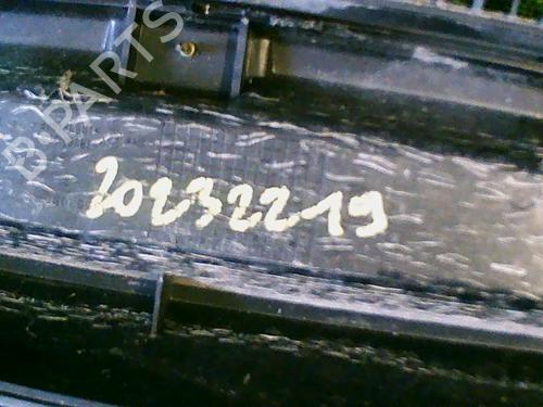 Used Front bumper Front bumper PEUGEOT EXPERT (224_) 2.0 HDI 16V (109 hp) 25647562 25647562