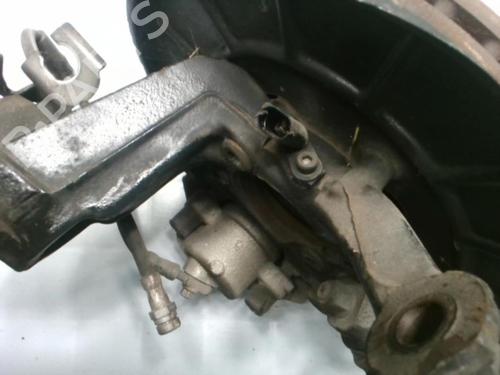 Used Right front steering knuckle Right front steering knuckle VW GOLF PLUS V (5M1, 521) 1.4 TSI (160 hp) 25634188 25634188