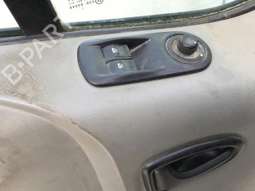 Left headlight RENAULT TRAFIC II Bus (JL) 2.0 dCi 115 (JL00, JL01, JL0H, JL0M, JL0U) | BP25649954C28 - Image 5