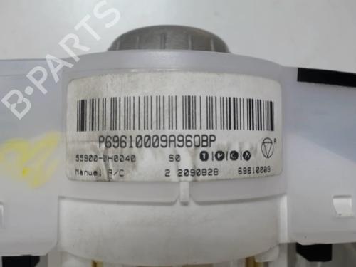 Used Climate control Climate control TOYOTA AYGO (_B1_) 1.0 (KGB10_, KGB10R) (68 hp) 25633203 25633203