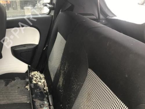 Steering wheel RENAULT TWINGO III (BCM_, BCA_) 1.0 SCe 70 (BCMB) | BP26398084C49 - Image 9