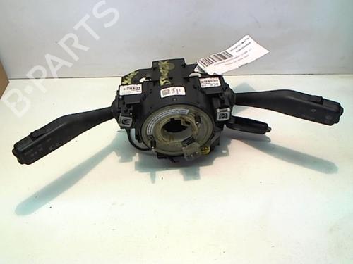 Used Steering column stalk SKODA OCTAVIA II (1Z3) 2.0 TDI (136 hp) 25641170