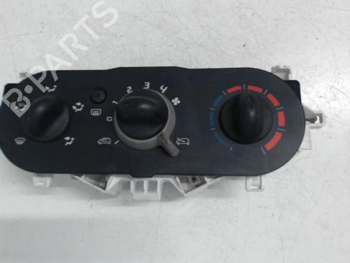 Climate control RENAULT TWINGO II (CN0_) 1.2 (CN0D) | BP25633562I5 - Image 2