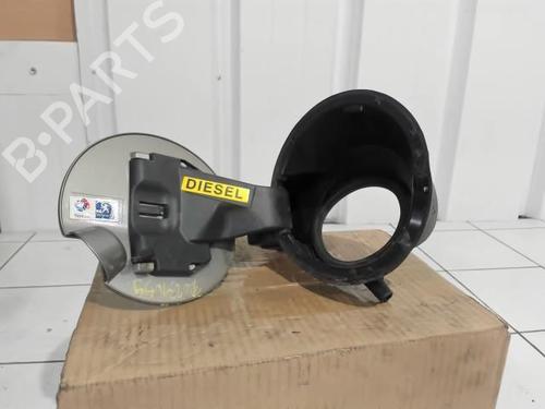 Used Fuel flap Fuel flap 25642321 25642321