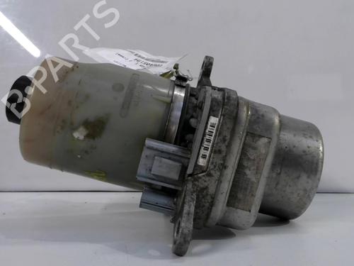 Used Steering pump FORD KUGA I 2.0 TDCi (140 hp) 30547252