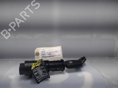 Used Ignition barrel LANCIA YPSILON (843_) 1.3 D Multijet (843.AXE11, 843.AXE1A) (90 hp) 28153257