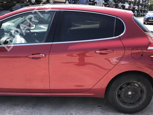 Left taillight PEUGEOT 208 I (CA_, CC_) 1.6 HDi | BP25647985C34 