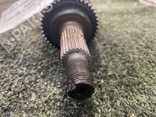 Used Right front driveshaft Right front driveshaft 39379667 39379667