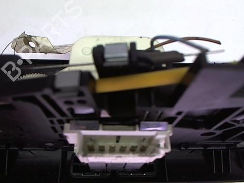 Used Climate control Climate control VW POLO III CLASSIC (6V2) 60 1.4 (60 hp) 25638110 25638110