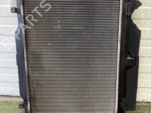 Used Water radiator Water radiator FIAT SEDICI (189_) 1.9 D Multijet 4x4 (120 hp) 40178109 40178109