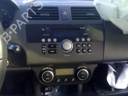 Left taillight SUZUKI SWIFT III (MZ, EZ) 1.3 DDiS (RS413D) | BP25630410C34  - Image 13