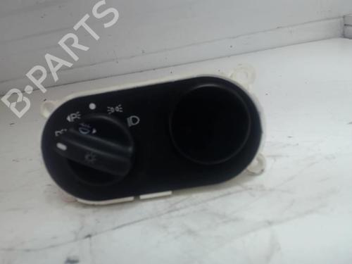Used Headlight switch FORD MONDEO I (GBP) 1.8 i 16V (115 hp) 25643213