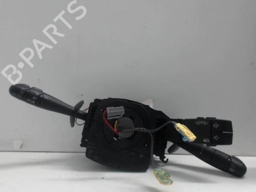 Used Steering column stalk RENAULT LAGUNA II Grandtour (KG0/1_) 2.2 dCi (KG0F) (150 hp) 25635634