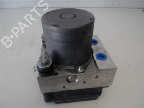 Used ABS pump ABS pump RENAULT CLIO III (BR0/1, CR0/1) 1.5 dCi (BR17, CR17) (86 hp) 25635775 25635775