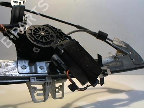 Used Front right window mechanism Front right window mechanism PEUGEOT 206 SW (2E/K) 1.4 HDi (68 hp) 25638159 25638159
