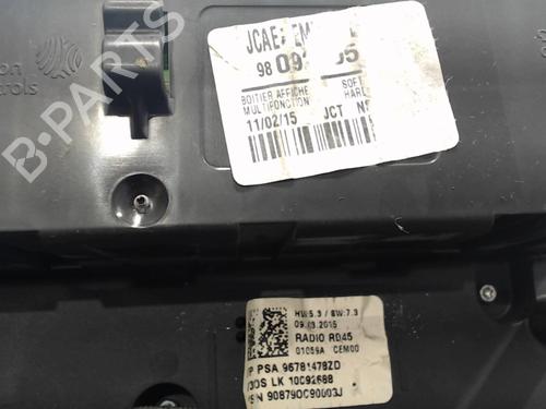 Used Radio Radio 39086883 39086883