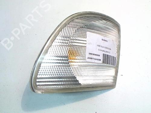Used Left front indicator MERCEDES-BENZ VITO Van (W638) 112 CDI 2.2 (638.094) (122 hp) 25641112