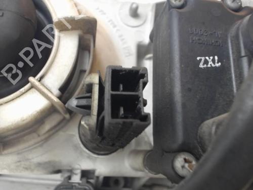 Optica direita NISSAN MAXIMA / MAXIMA QX IV (A32) 2.0 (140 hp) 25632959