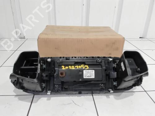 Used Display monitor PEUGEOT 308 II (LB_, LP_, LW_, LH_, L3_) 1.6 BlueHDi 120 (120 hp) 25648061