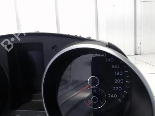 Used Instrument cluster VW GOLF VI (5K1) 1.6 TDI (105 hp) 30438606