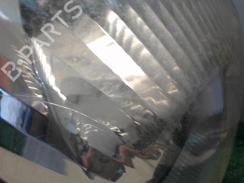 Used Right headlight Right headlight CITROËN C5 I (DC_) 2.2 HDi (DC4HXB, DC4HXE) (133 hp) 25650704 25650704