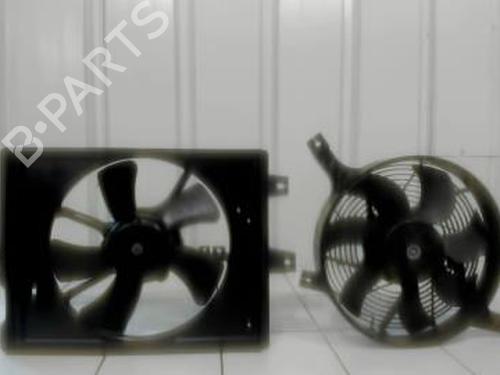 Used Radiator fan NISSAN X-TRAIL I (T30) 2.2 Di 4x4 (114 hp) 25642307
