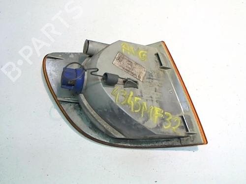 Used Left front indicator Left front indicator MERCEDES-BENZ VITO Van (W638) [1997-2003] 25646981 25646981