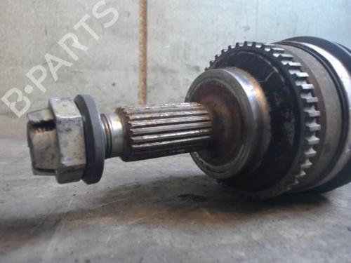 Used Left front driveshaft RENAULT MEGANE I (BA0/1_) 1.6 16V (BA04, BA0B, BA11, BA1J, BA16, BA19, BA1K, BA1V,... (107 hp) 25632942