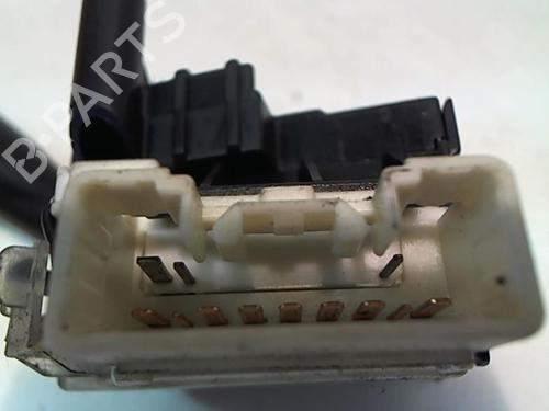 Used Switch Switch TOYOTA YARIS (_P1_) 1.4 D-4D (NLP10_, NLP10R) (75 hp) 25646631 25646631