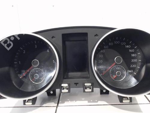 Used Instrument cluster VW GOLF VI (5K1) 2.0 TDI (110 hp) 25628763