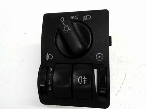 Used Headlight switch Headlight switch OPEL ASTRA G Hatchback (T98) 2.0 DI (F08, F48) (82 hp) 25637284 25637284