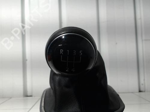 Used Shift knob Shift knob VW POLO V (6R1, 6C1) 1.2 TDI (75 hp) 30755310 30755310