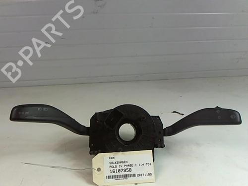 Used Steering column stalk VW POLO (9N_, 9A_) 1.4 TDI (75 hp) 25643573