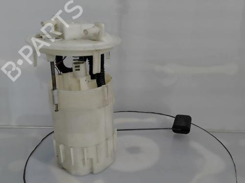 Used Fuel pump RENAULT SCÉNIC II (JM0/1_) 1.9 dCi (JM0G, JM12, JM1G, JM2C) (120 hp) 31049137