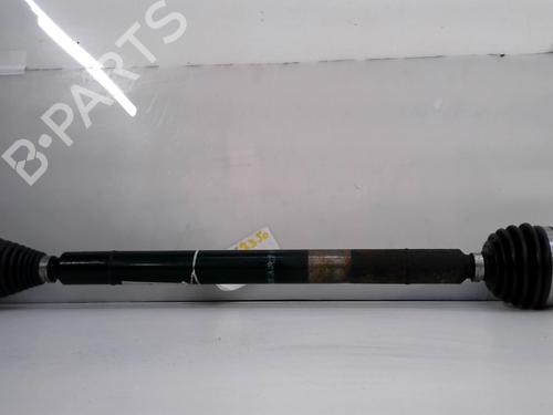 Used Right front driveshaft Right front driveshaft VW GOLF VI (5K1) 1.6 TDI (105 hp) 31613228 31613228